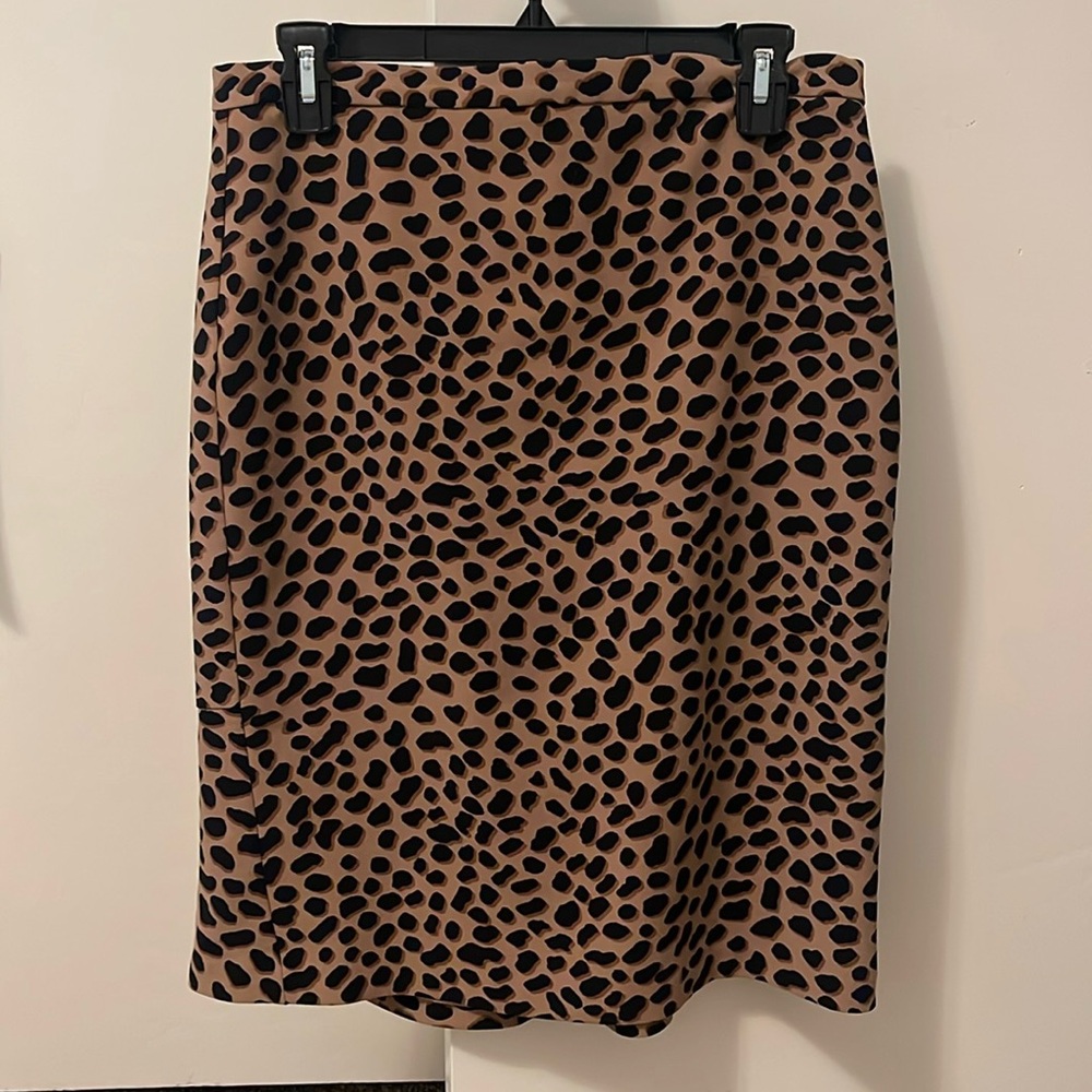 Ann Taylor leopard pencil skirt